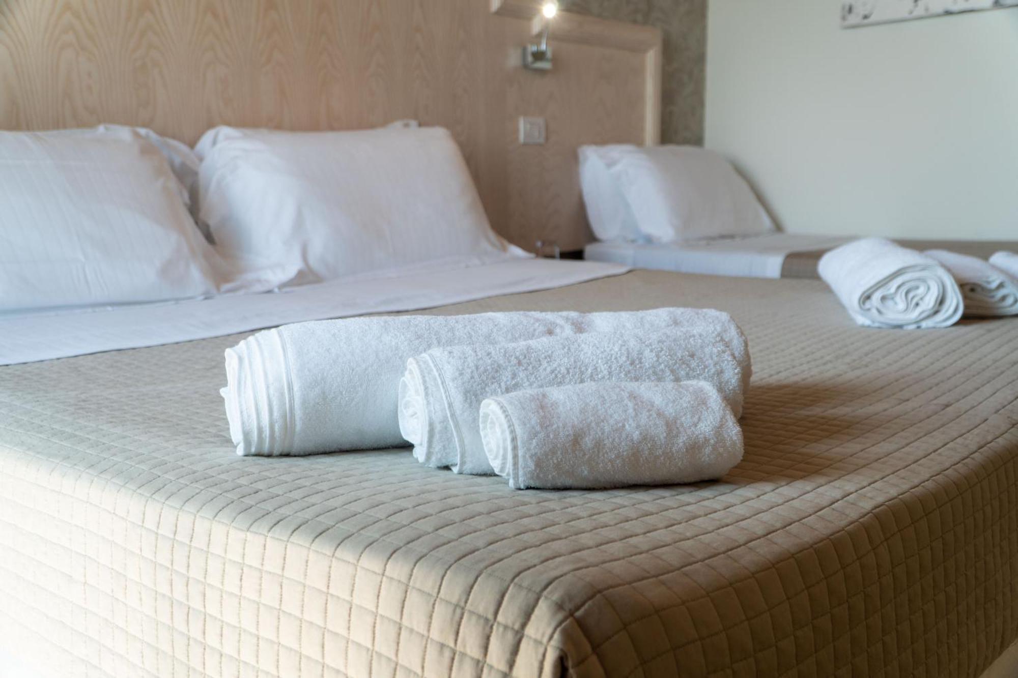 Brasil Seaview Hotel Milano Marittima Exterior photo